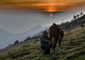 Lungo le tracce della tradizione